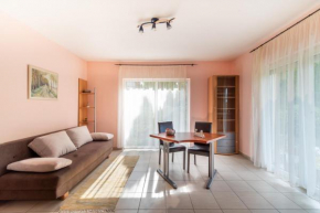 Easy Apartmanház